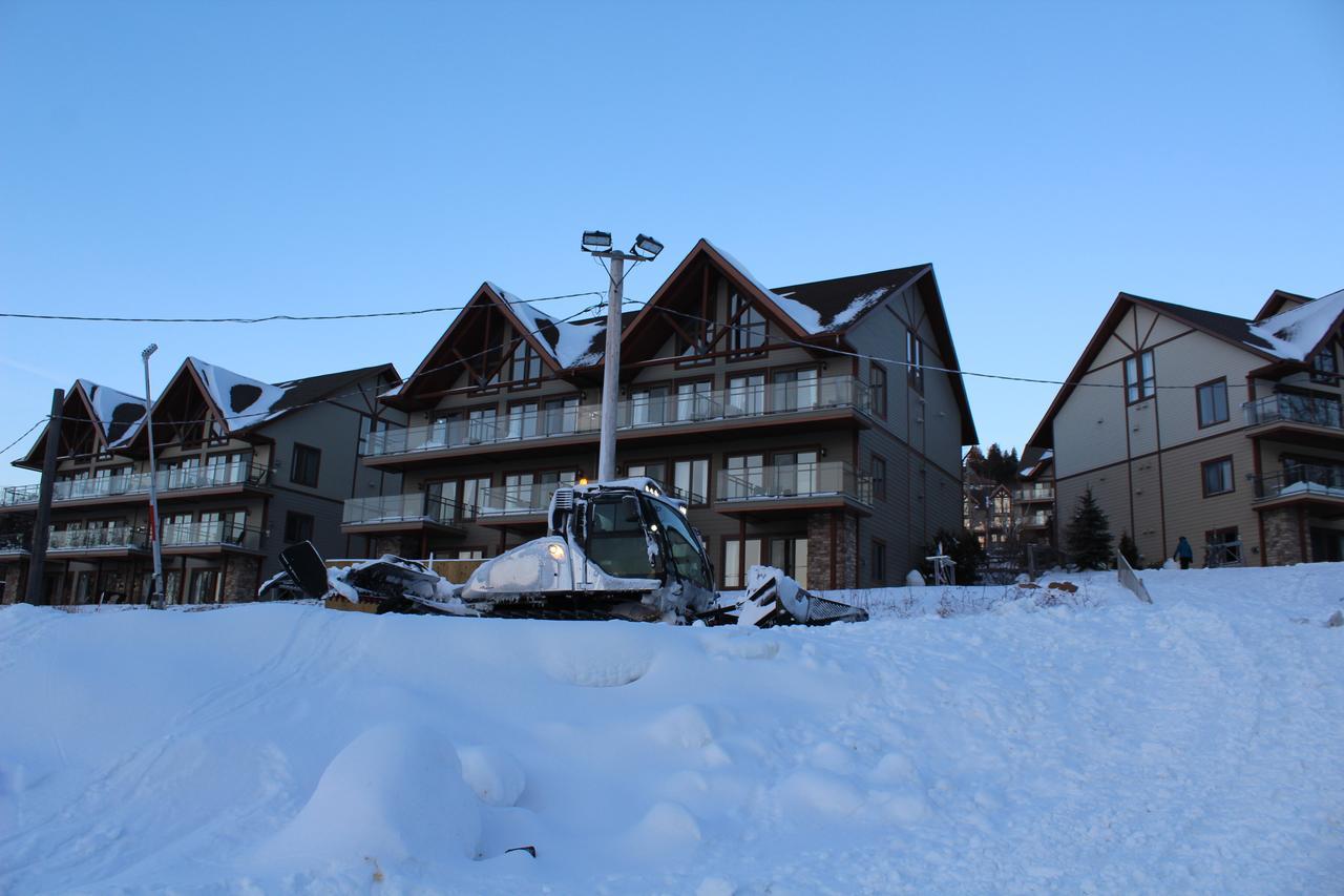 Au Pied Des Pentes Apartment Bromont Exterior photo